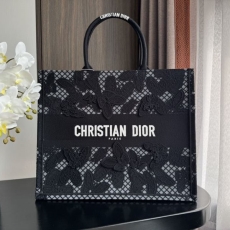 Christian Dior Shopping Bags